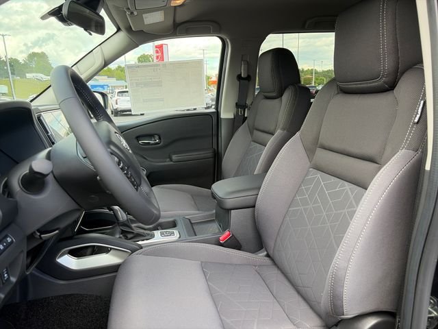 New 2026 Super Black Nissan Crew Cab SV image 16