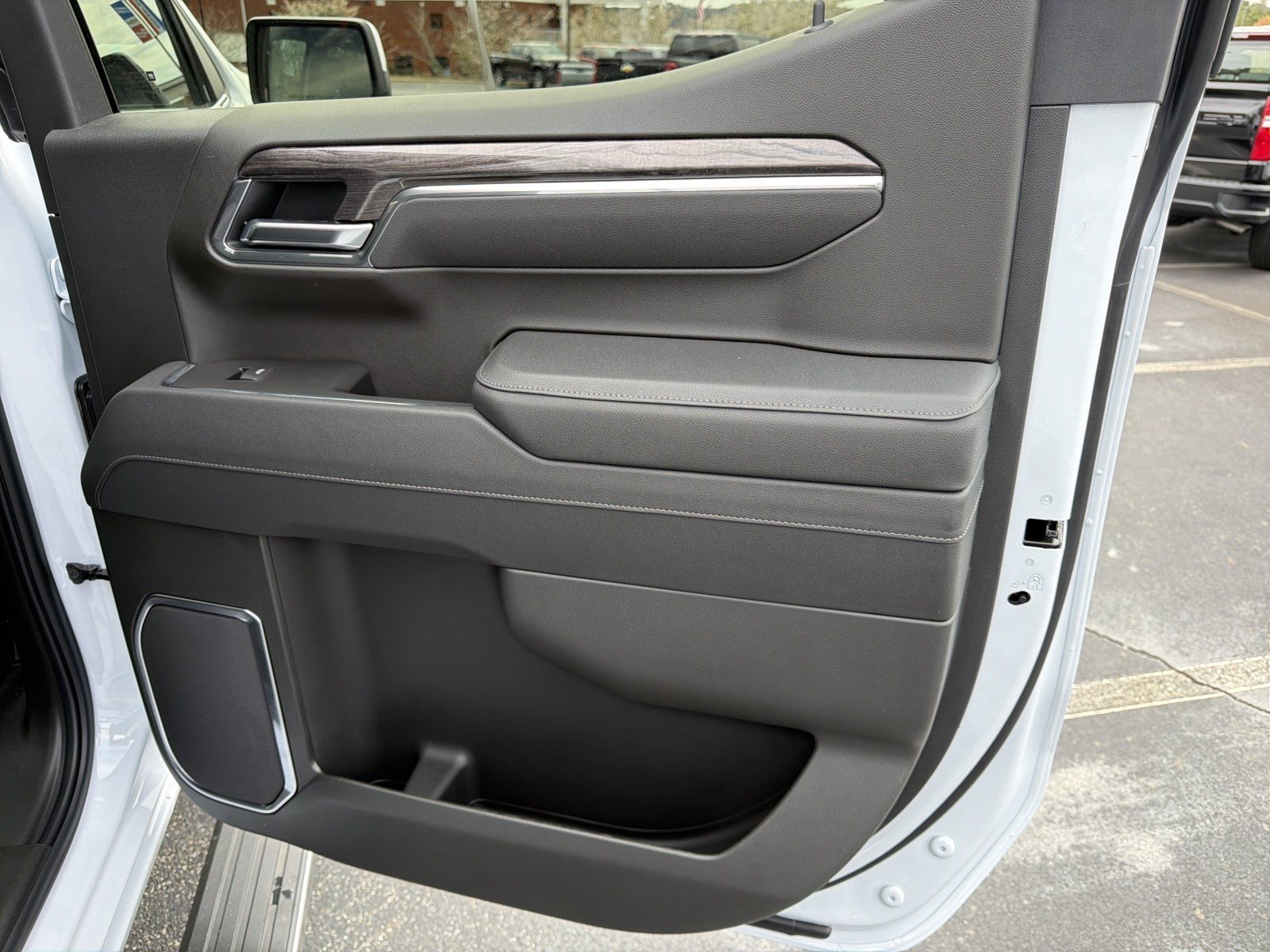 2026 Chevrolet Silverado 1500 LTZ - Photo 16