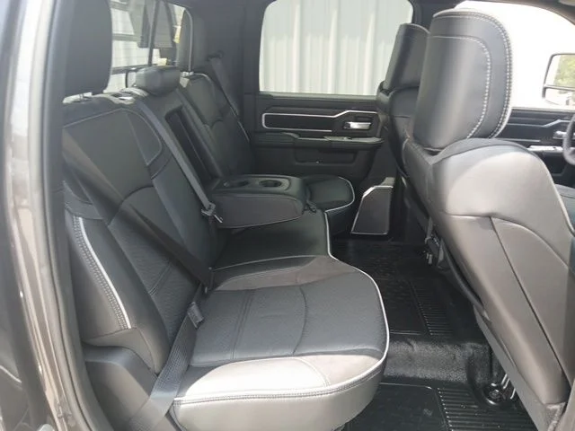New 2026 Granite Crystal Metallic Clear-Coat Exterior Paint RAM Laramie image 26
