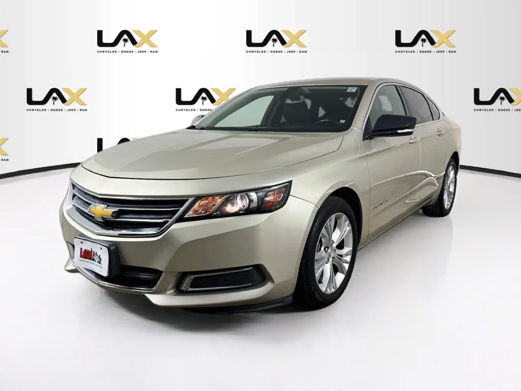 Used 2014 Gold Chevrolet LT image 3