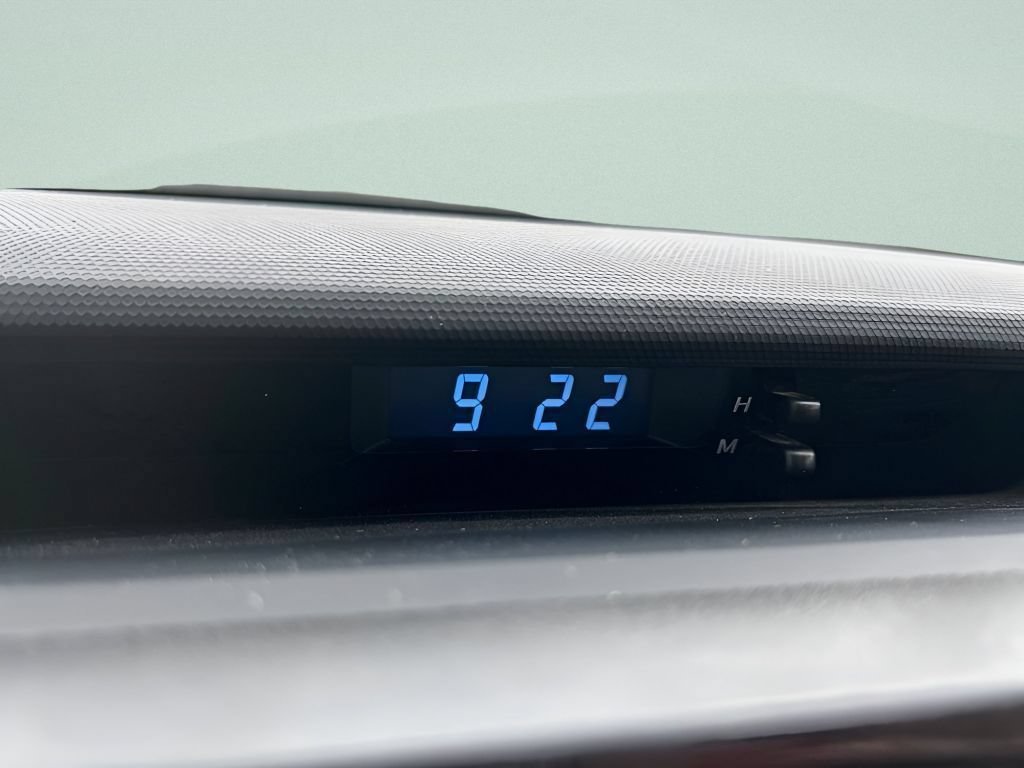 Used 2016 Classic Silver Metallic Toyota Trail image 24