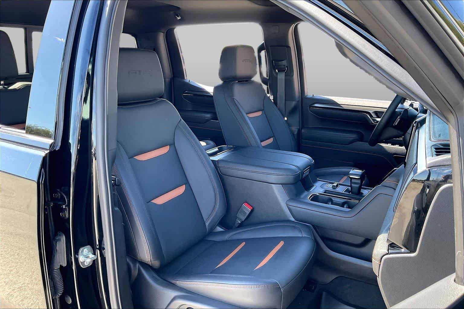 Used 2026 Onyx Black GMC AT4 image 9
