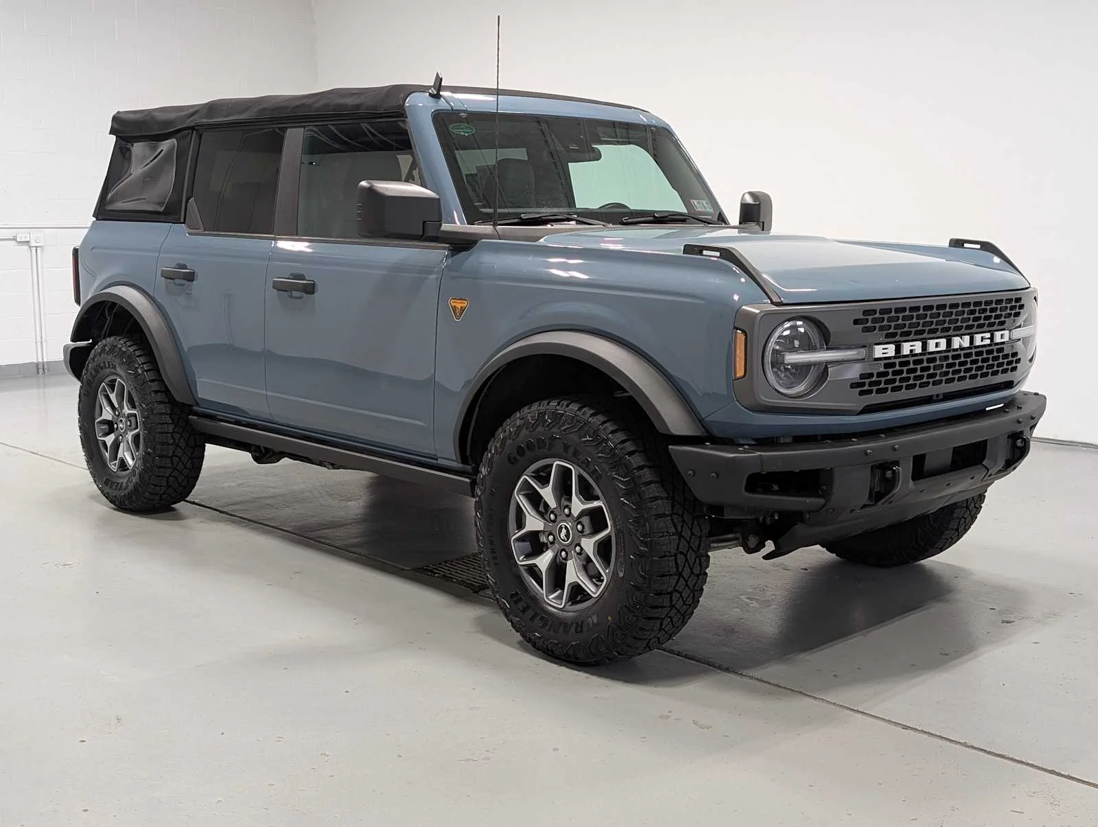 Used 2022 Area 51 Ford Badlands image 6