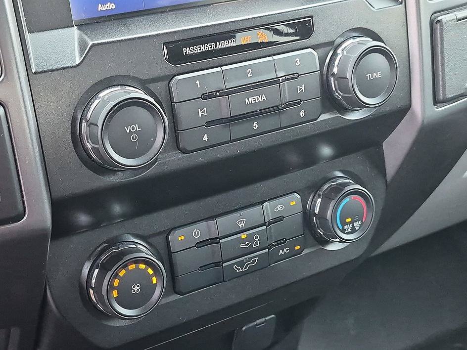 Used 2020 Magnetic Ford XLT image 24