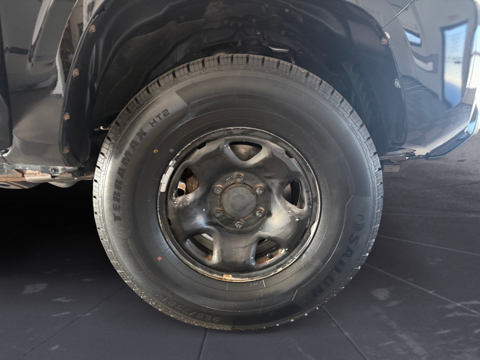 Used 2018 Midnight Black Metallic Toyota SR image 38