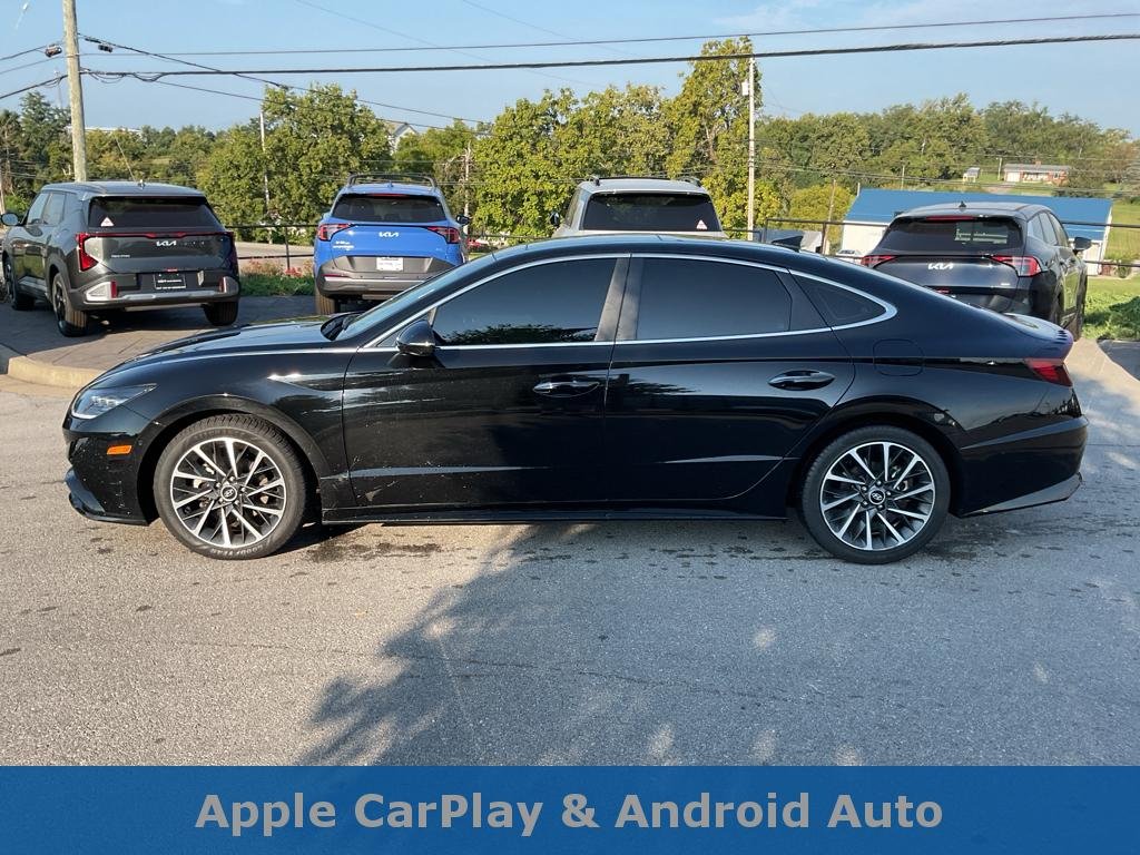 Used 2023 Onyx Black Hyundai Limited image 7