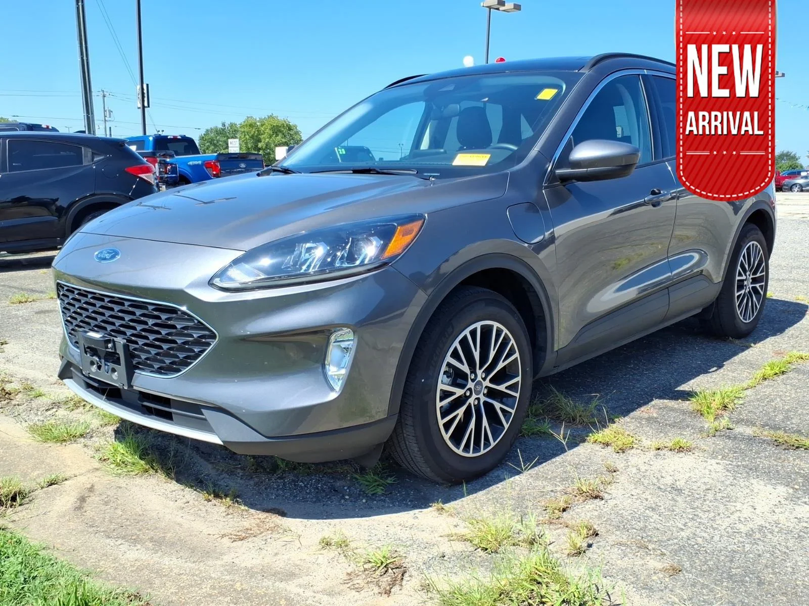 Used 2022 Carbonized Gray Metallic Ford SEL Plug-In Hybrid image 1