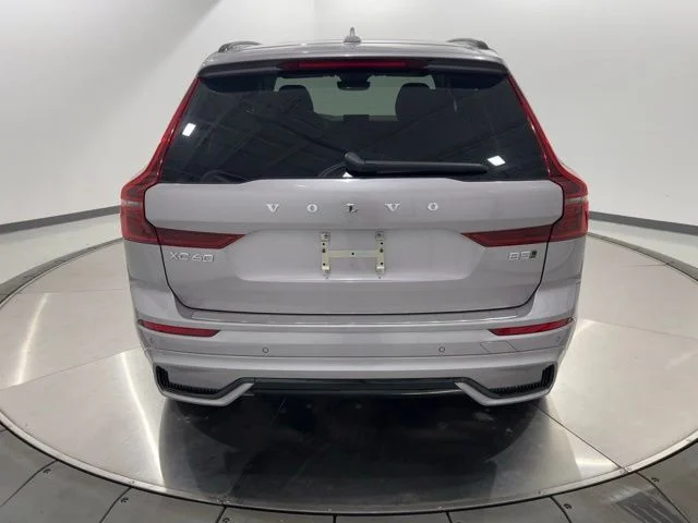 New 2026 Aurora Silver Volvo Plus image 3