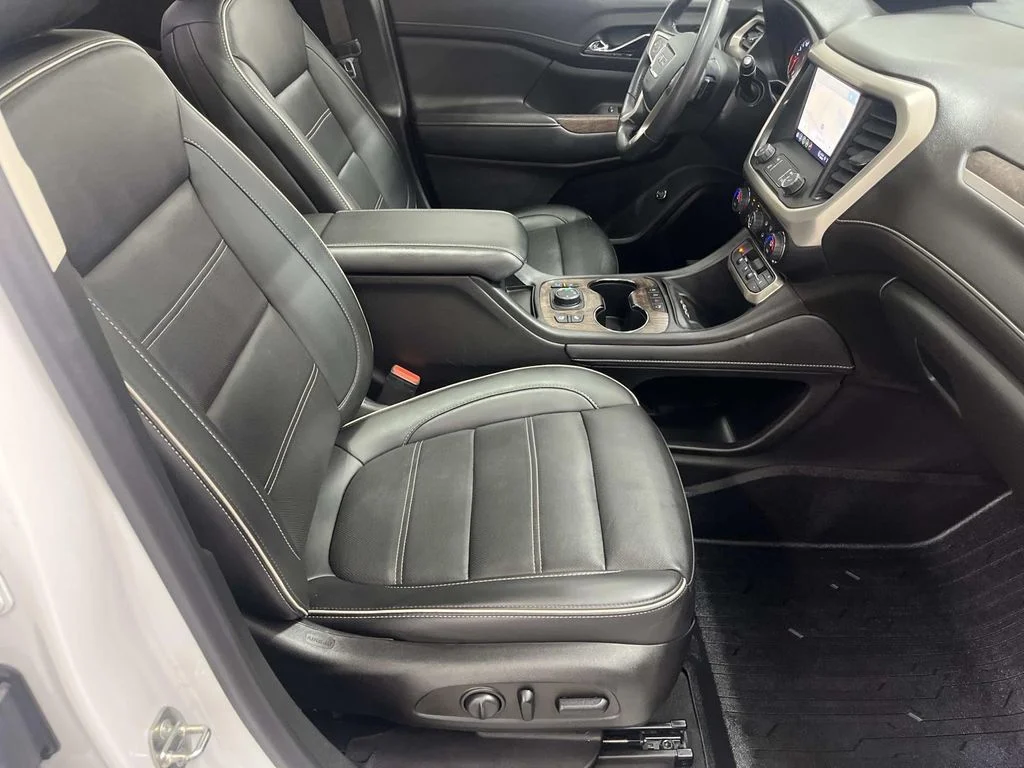 Certified Used 2022 WHITE FROST TRICOAT GMC Denali image 29