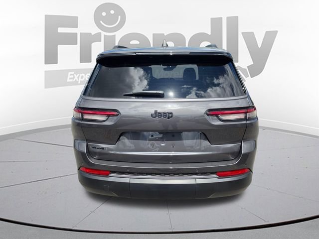 New 2026 Baltic Gray Metallic Clear-Coat Exterior Paint Jeep Laredo image 6