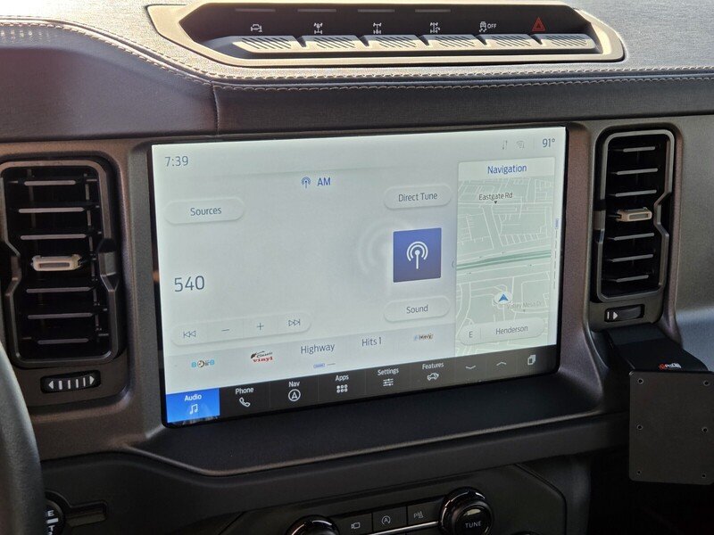 Used 2025 Gray Ford Badlands image 29