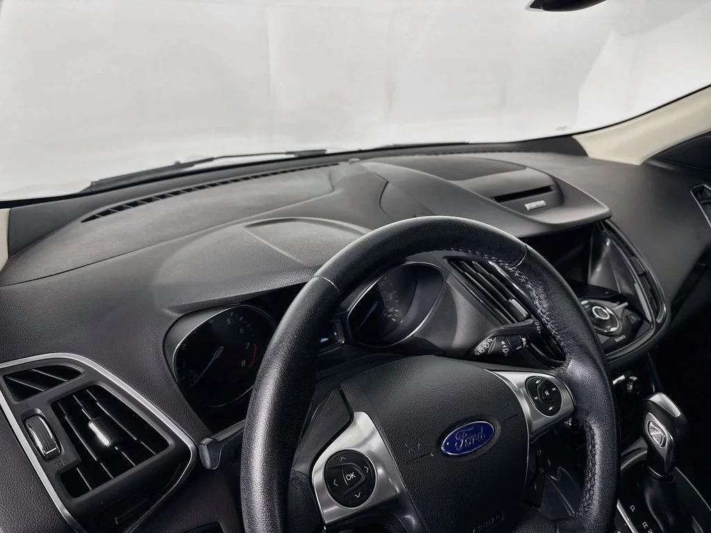 Used 2013 Ingot Silver Ford Titanium image 4