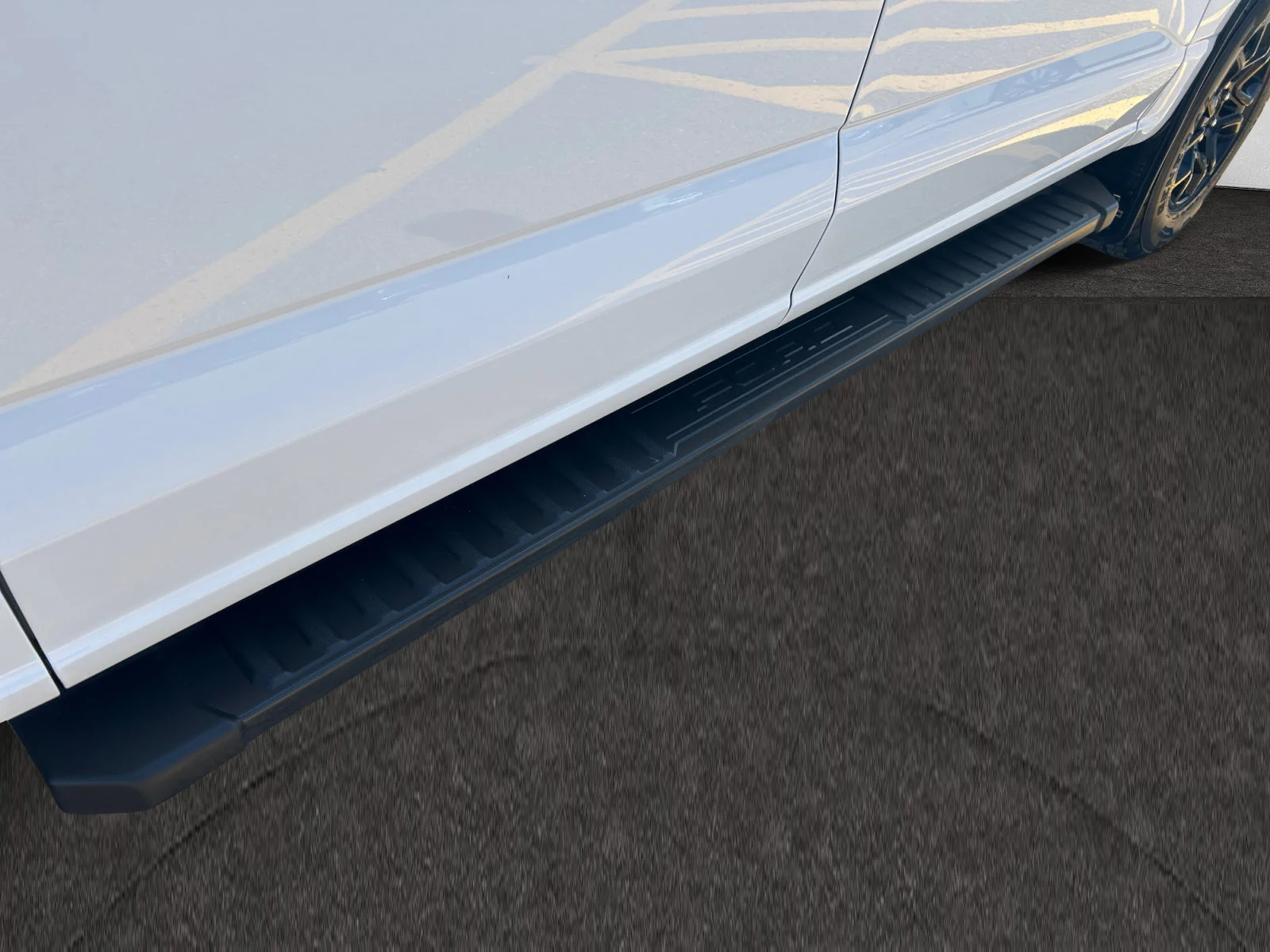 New 2026 Oxford White Ford XLT image 11