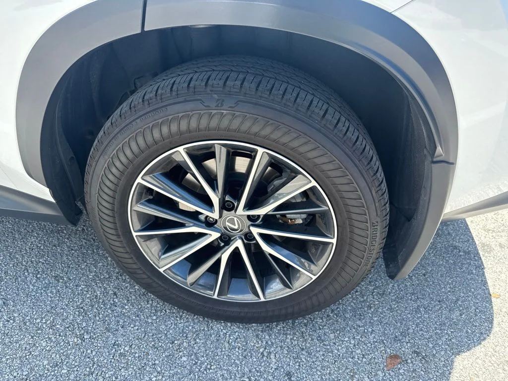 Certified Used 2025 White Lexus 350h Base image 17