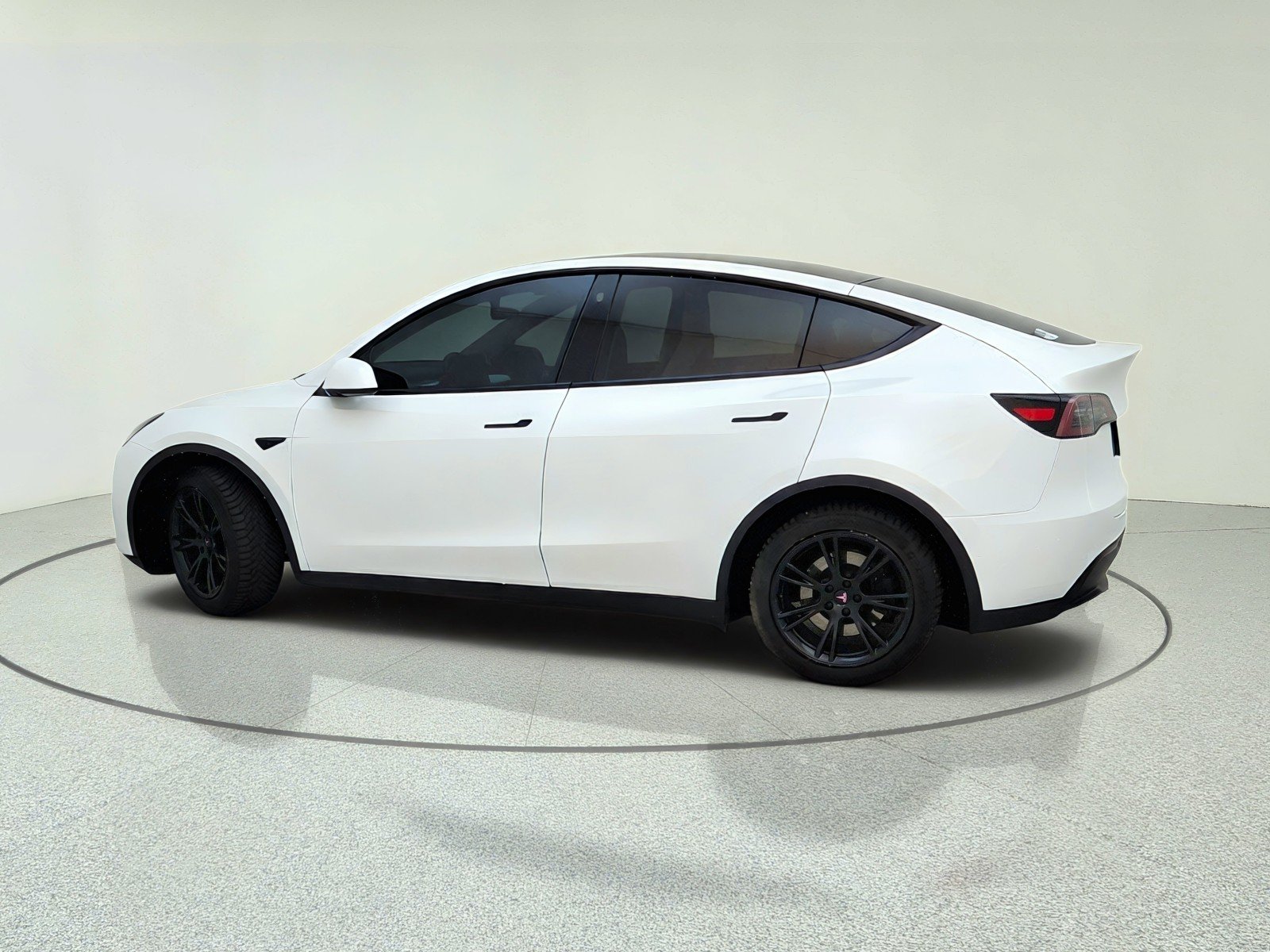 Used 2021 WHITE Tesla Long Range image 13