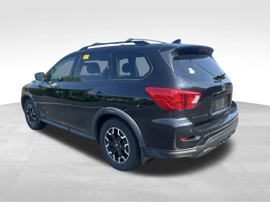 Used 2020 Black Nissan SV image 3