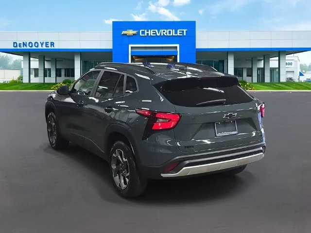 2026 Chevrolet Trax LT - Photo 10