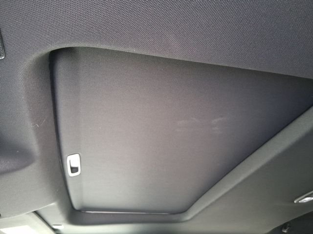 Used 2025 Gray Chevrolet ZR2 image 18