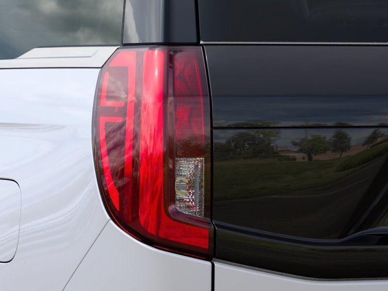 New 2027 Star White Metallic Tri-Coat Ford MAX Active image 21