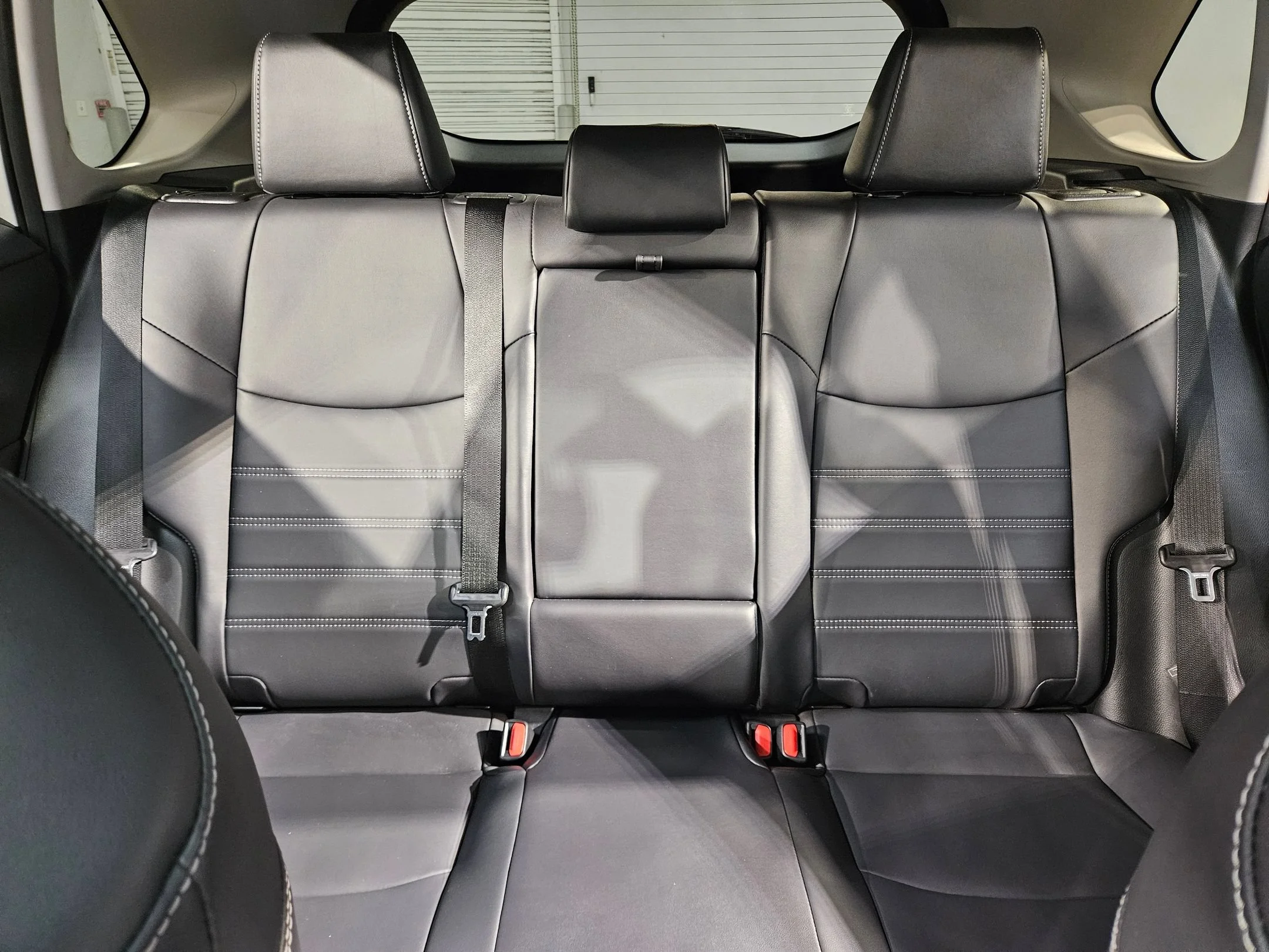 Used 2024 Wind Chill Pearl Toyota Hybrid XLE Premium image 13