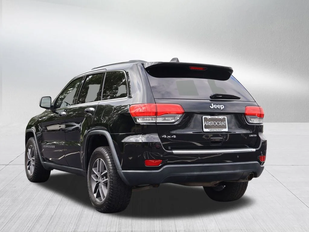 Used 2018 Black Jeep Limited image 3