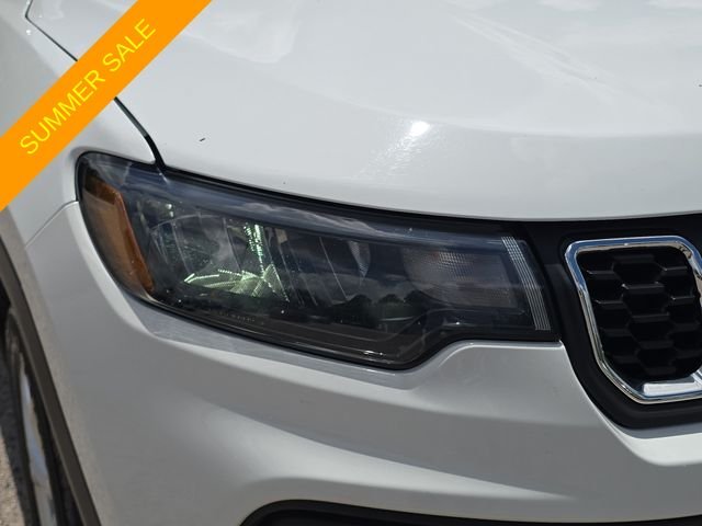 Certified Used 2024 White Jeep Latitude image 7