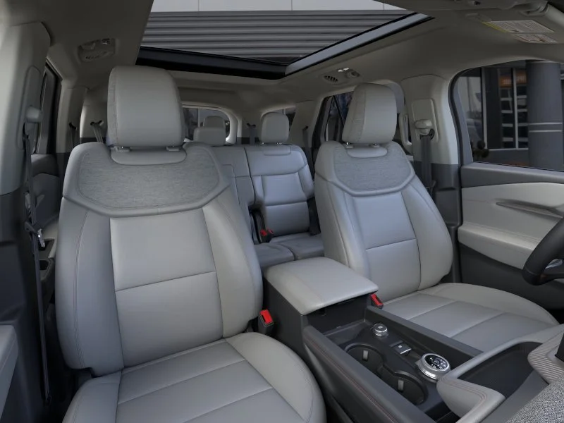 New 2026 Space White Metallic Ford Active w/200A Pkg image 9