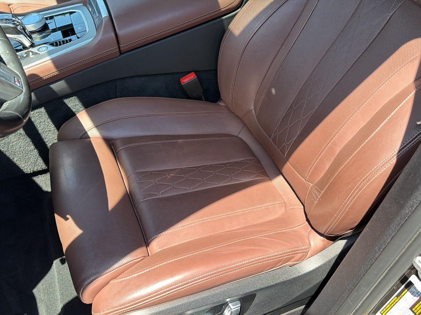 Used 2023 Manhattan Green Metallic BMW M50i image 30