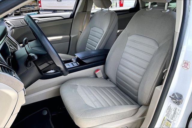 Used 2019 White Ford SE image 17