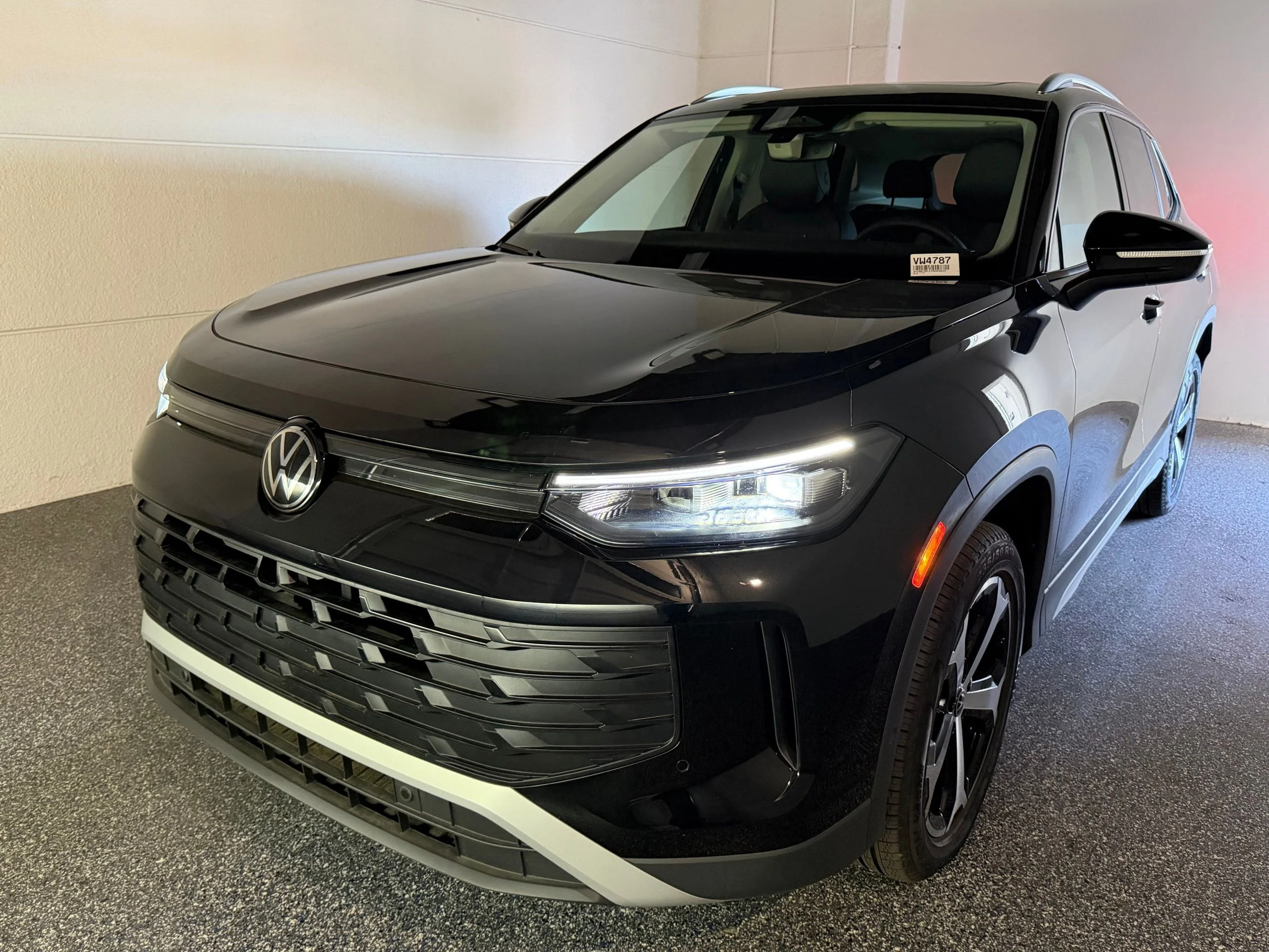 New 2026 Black Volkswagen 2.0T SE image 47