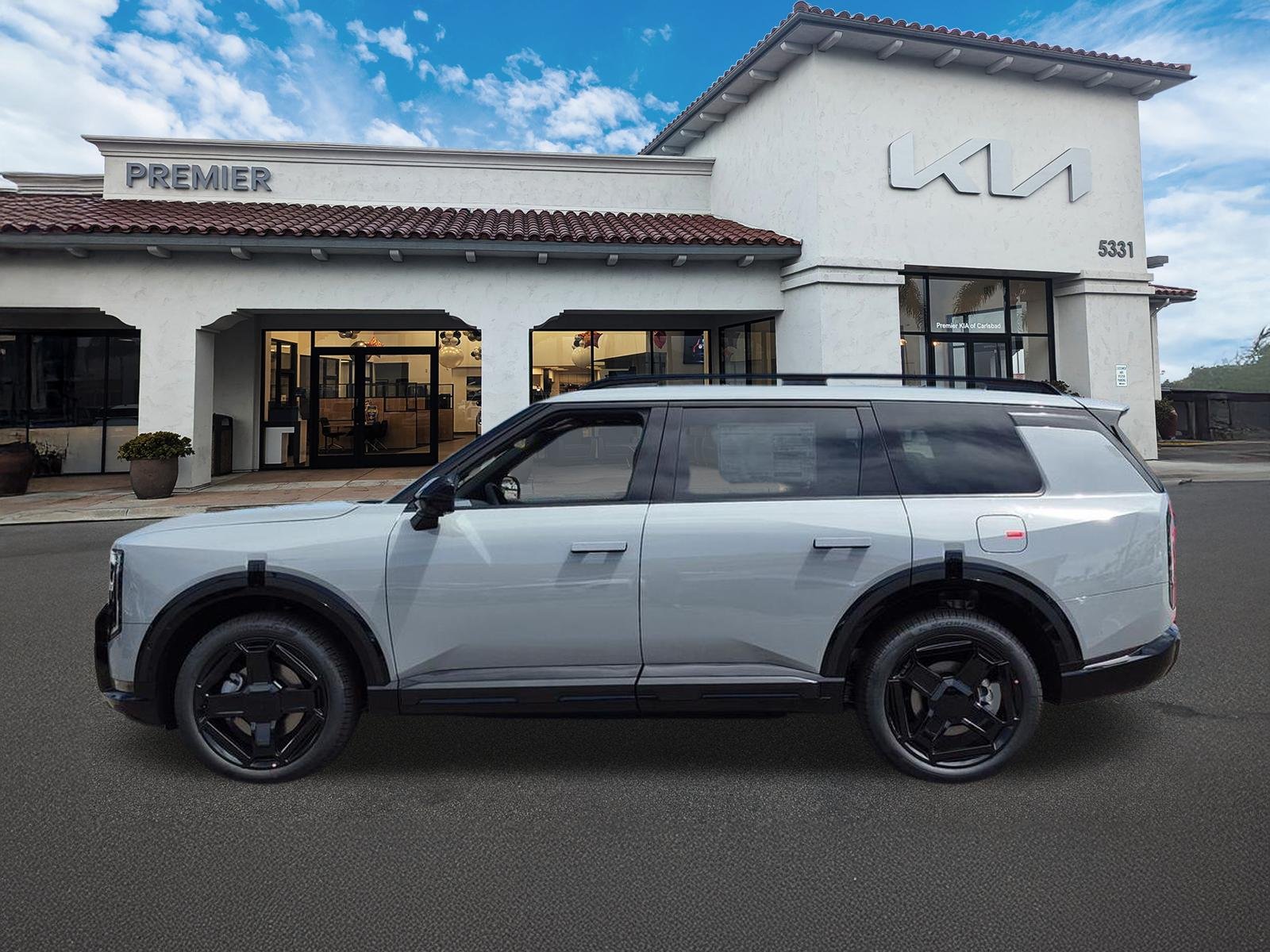 New 2027 Wolf Gray Kia X-Line SX image 5