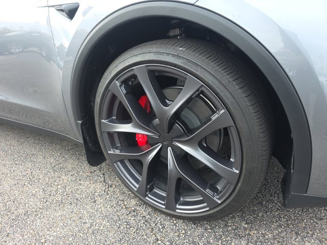 Used 2026  Tesla Performance image 10