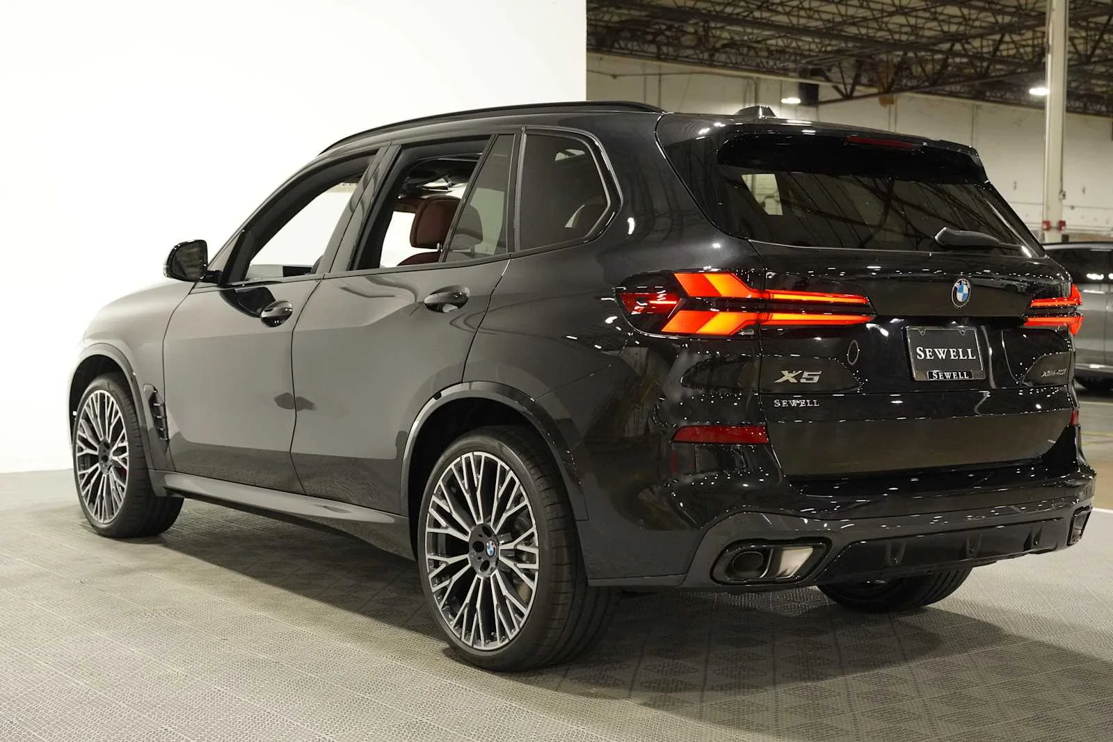 New 2026 Black Sapphire Metallic BMW xDrive40i image 2