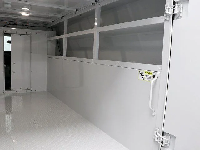 New 2025 Oxford White Ford E-350 SRW image 23