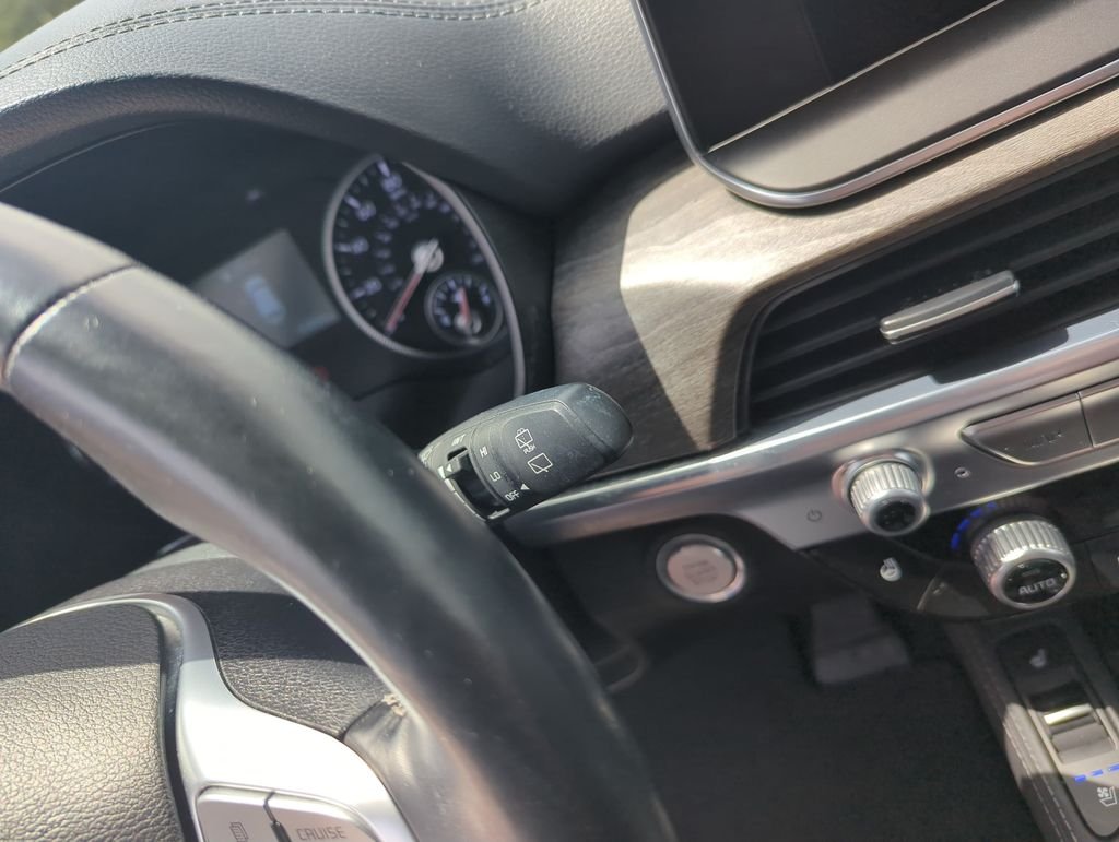 Used 2021 Green Kia EX image 24