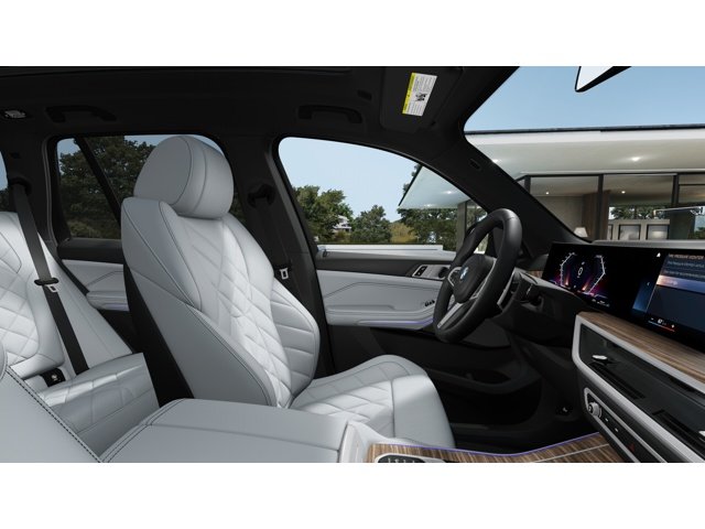New 2026 White Metallic BMW sDrive40i image 9