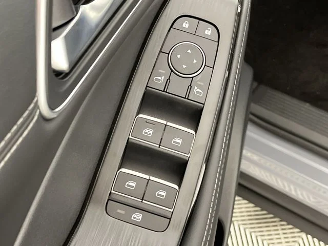 2026 Nissan Rogue Platinum - Photo 13