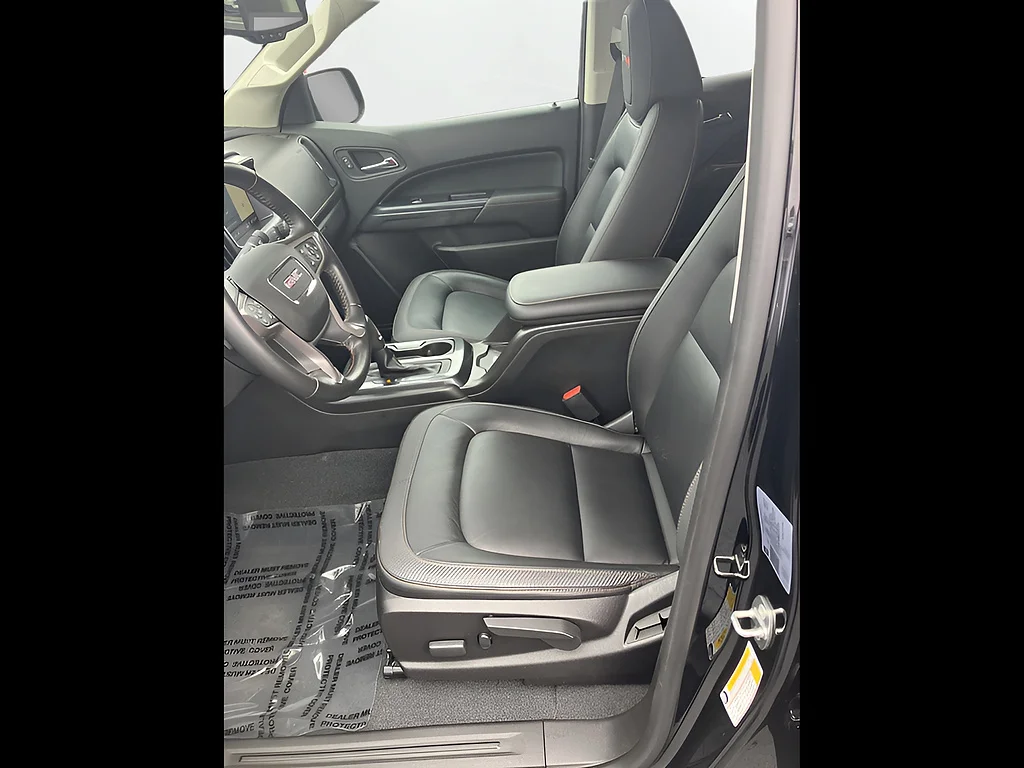 Used 2021 Onyx Black GMC AT4 image 11