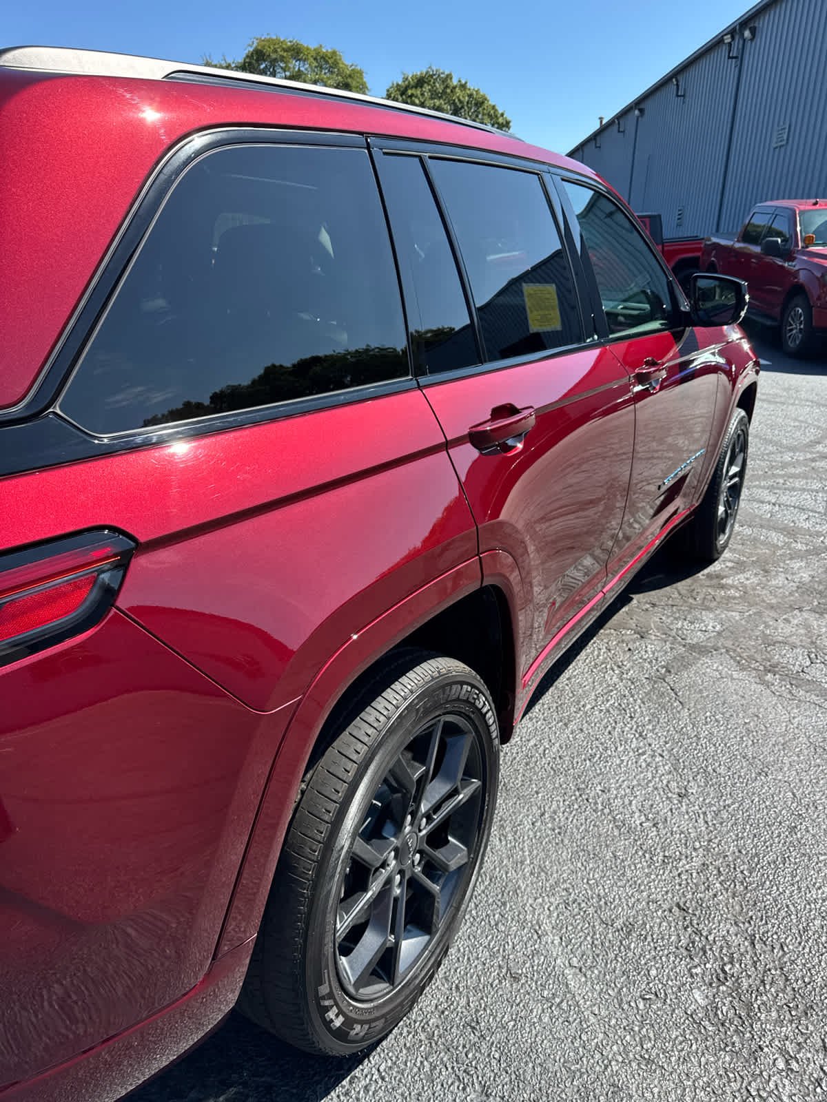 Used 2023 Velvet Red Pearlcoat Jeep 30th Anniversary image 22