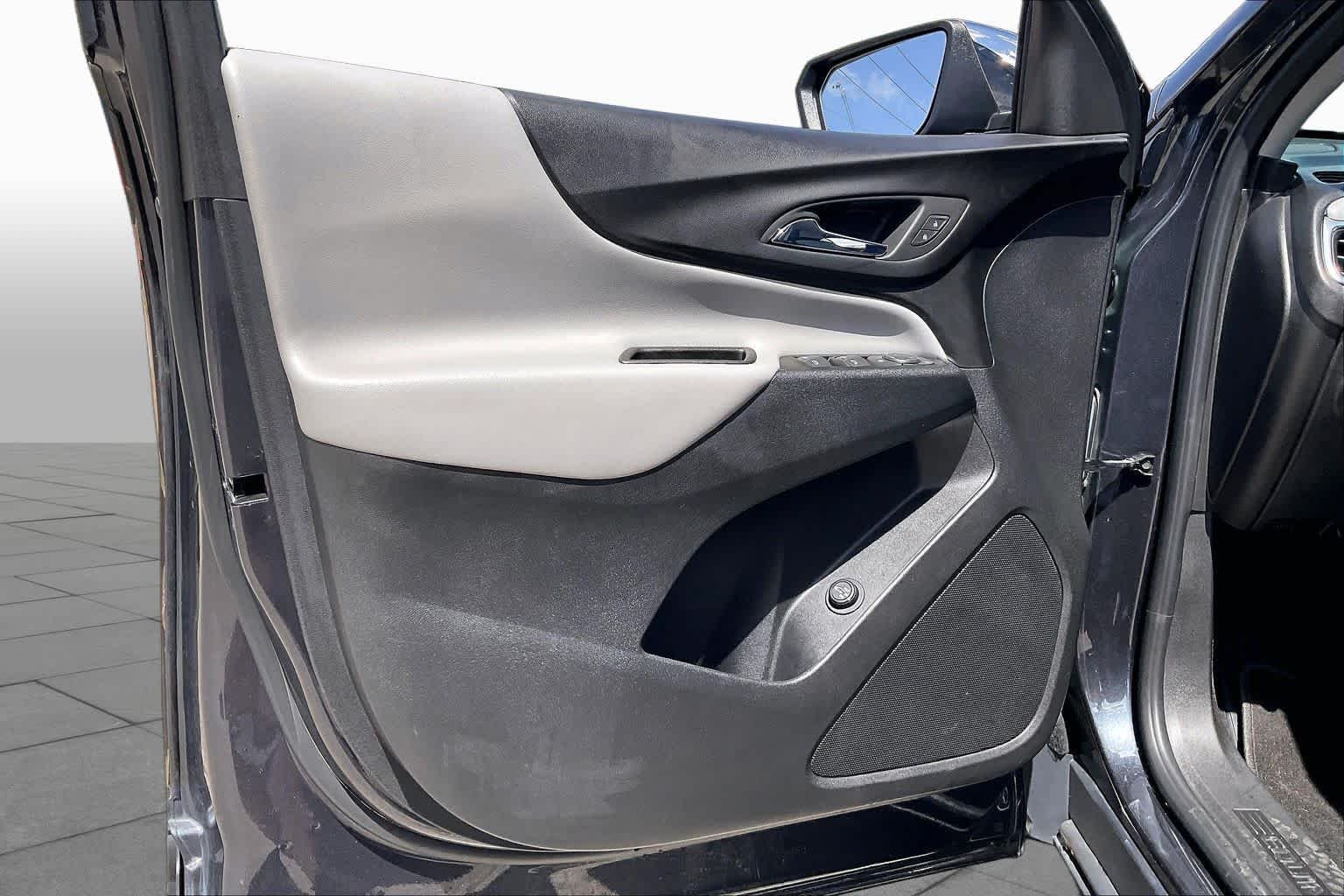 Used 2022 Iron Gray Metallic Chevrolet LT image 21
