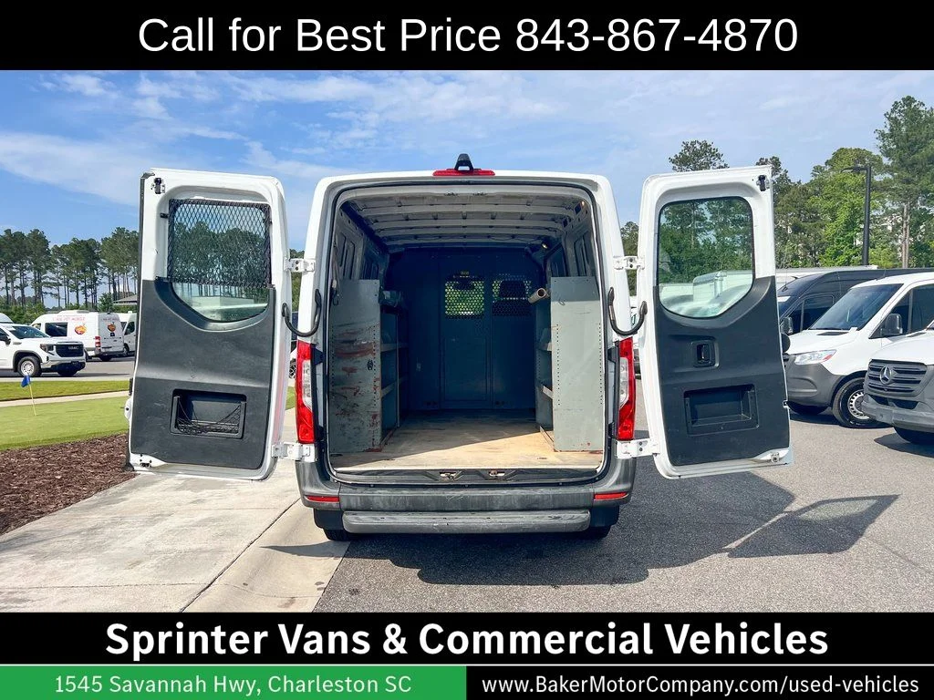 Used 2020 White Freightliner Base image 17