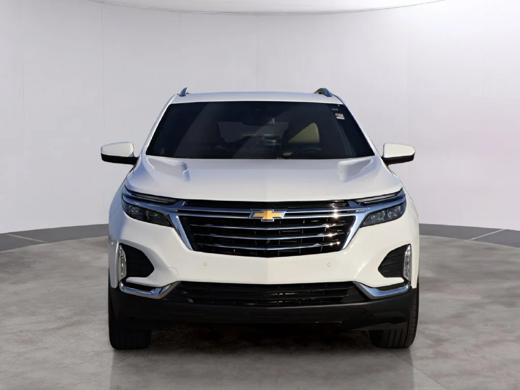 Used 2024 White Chevrolet Premier image 2