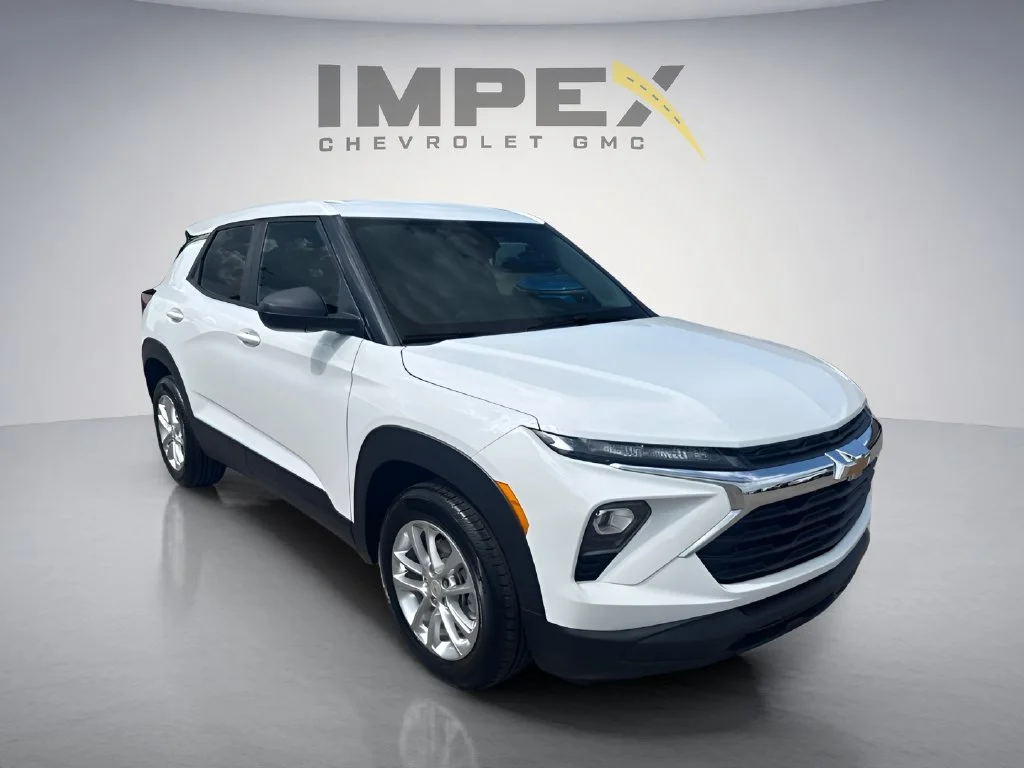New 2026 White Chevrolet LS image 7