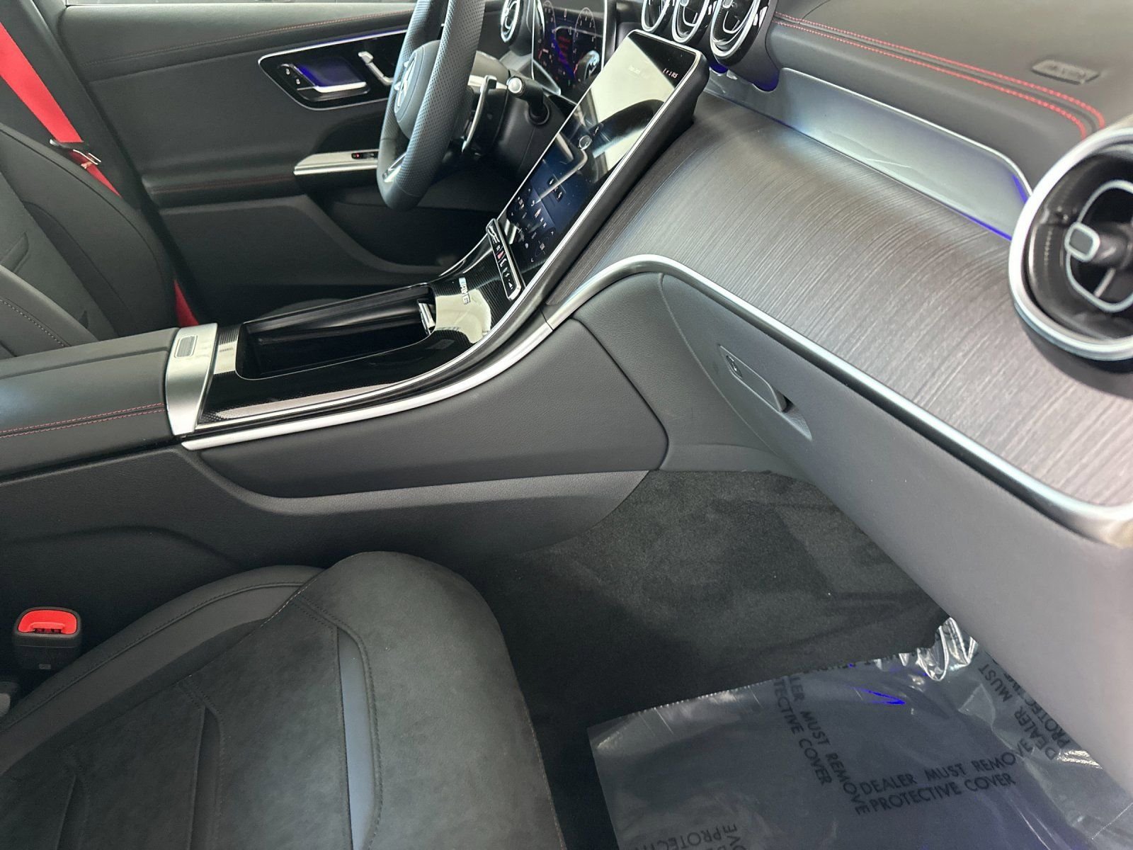 New 2026 Polar White Mercedes-Benz 43 AMG® image 18