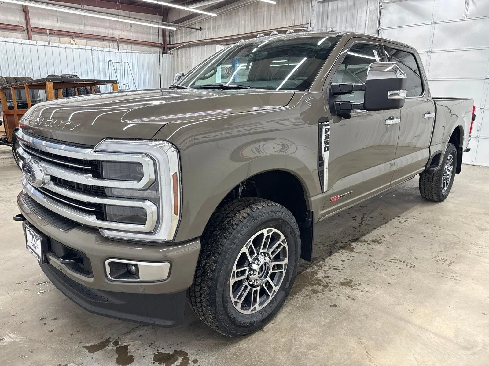 New 2026 Gray Ford Platinum image 4