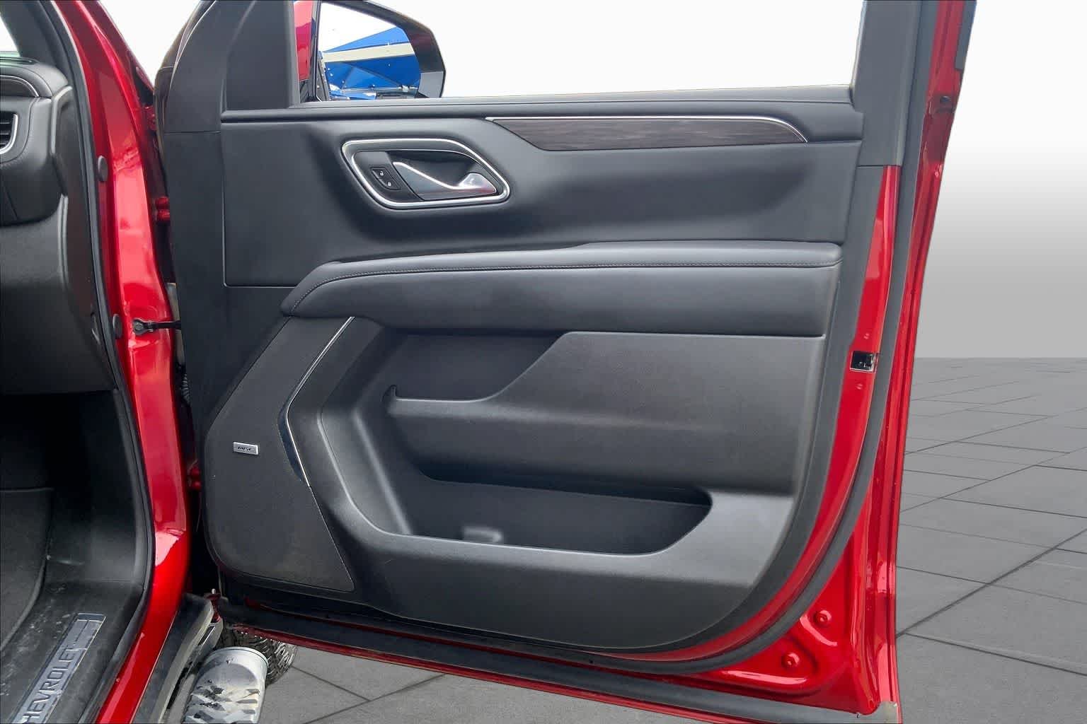 Used 2024 Radiant Red Tintcoat Chevrolet Z71 image 23