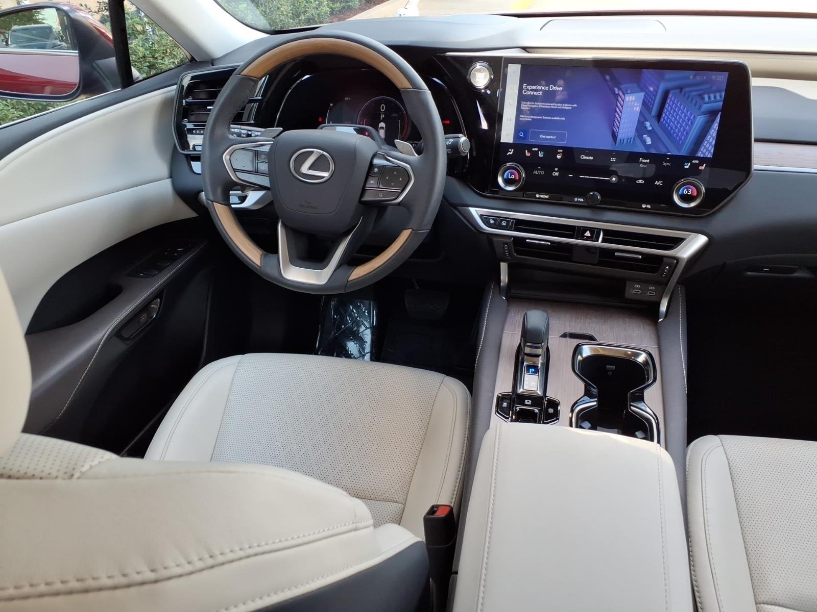 Certified Used 2024 Matador Red Mica Lexus Premium image 4