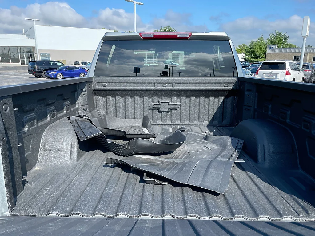 Used 2026 Sterling Gray Metallic Chevrolet RST image 25