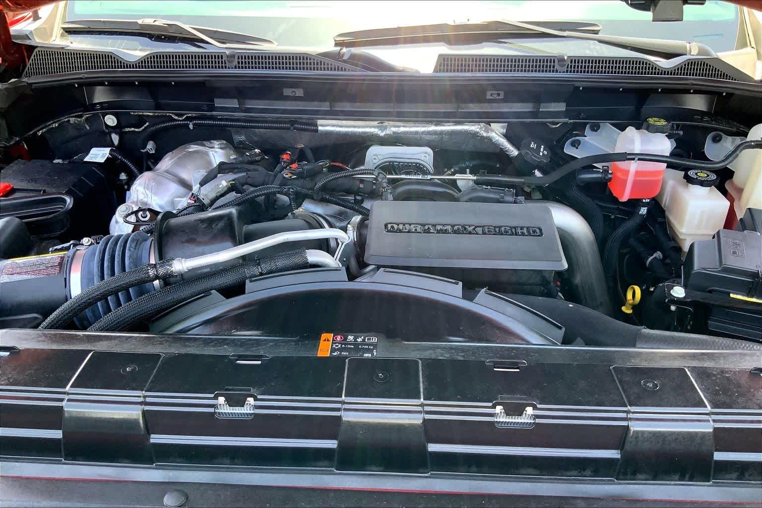 Used 2025 Volcanic Red Tintcoat GMC AT4X image 34