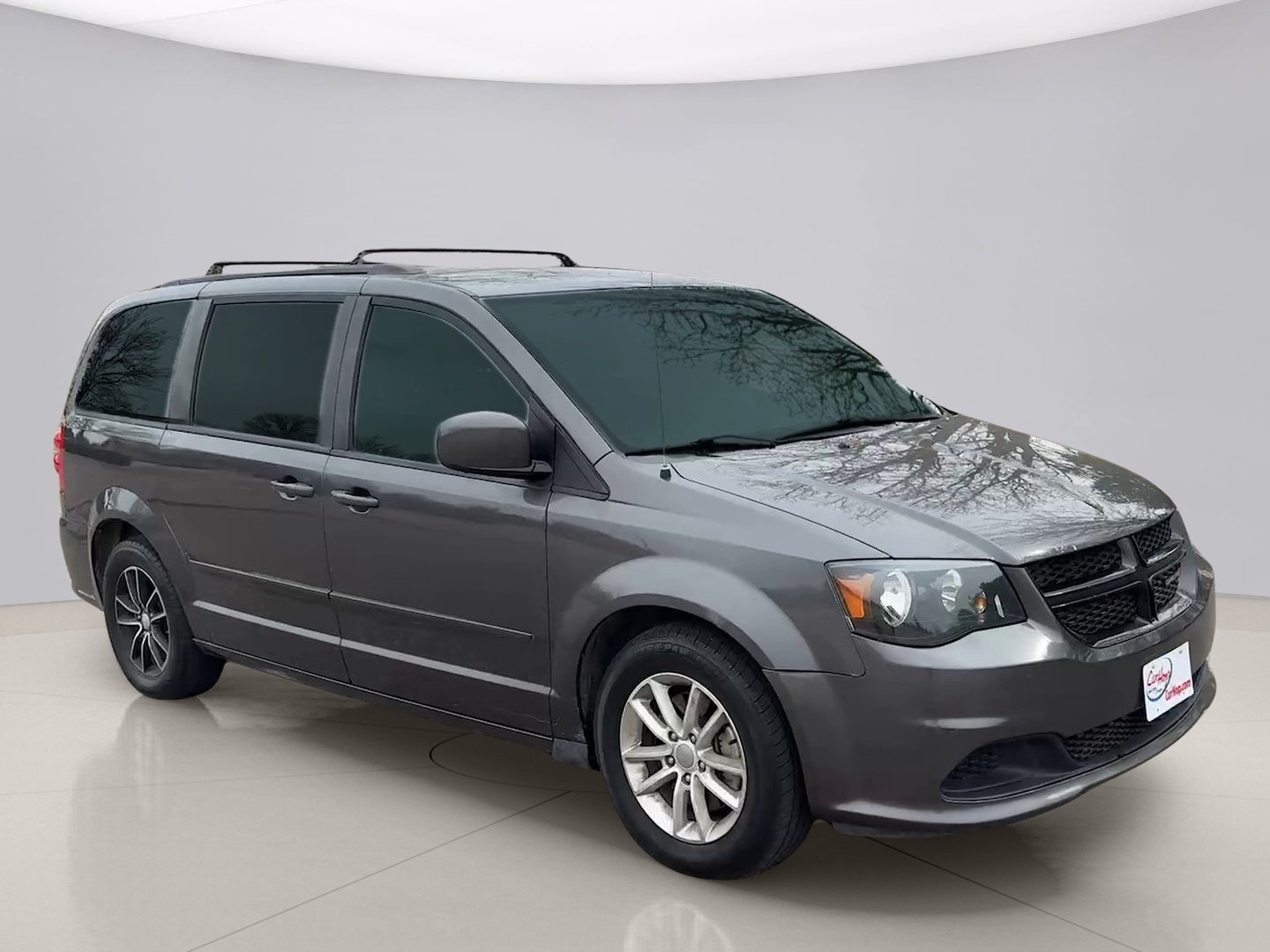 Used 2017 Gray Dodge SE image 7